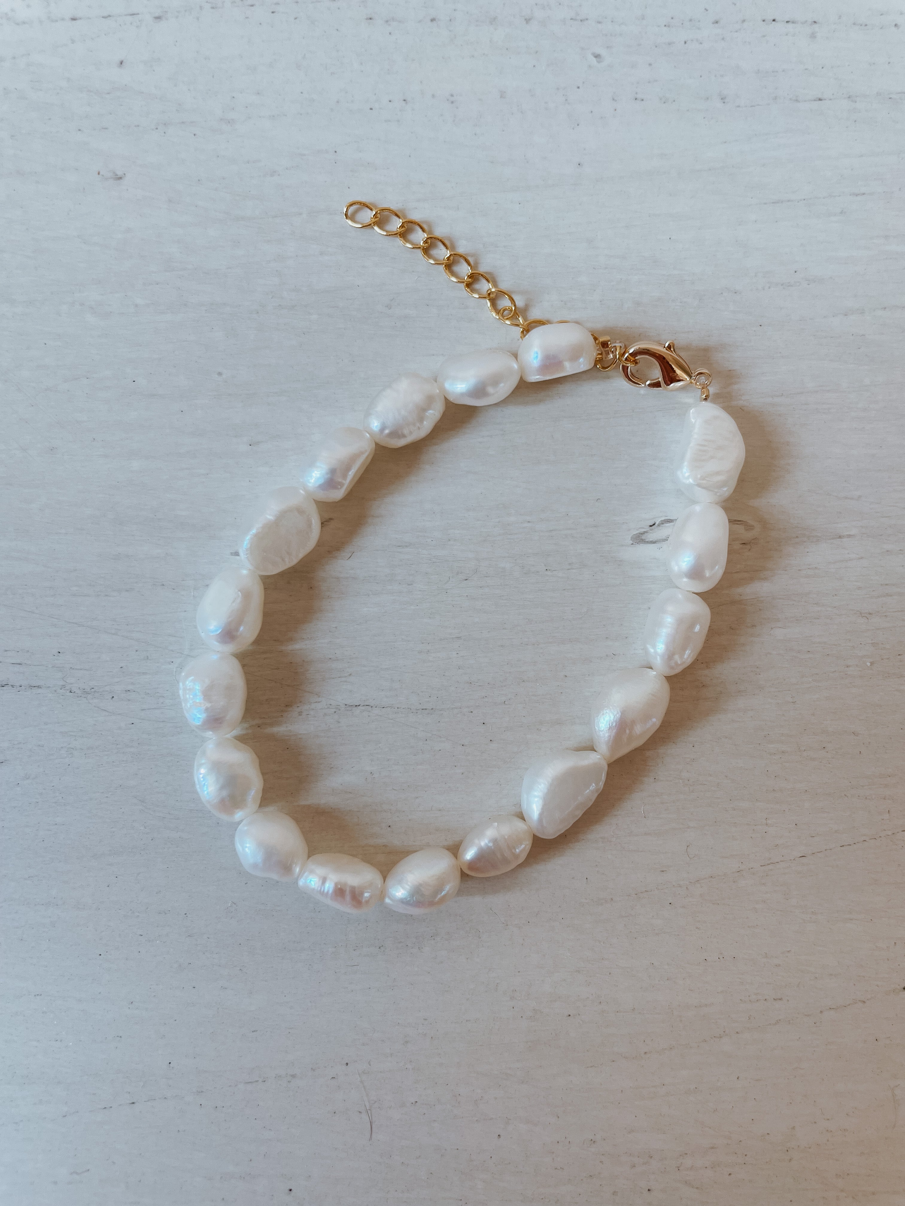 Dewdrop Pearl Bracelet