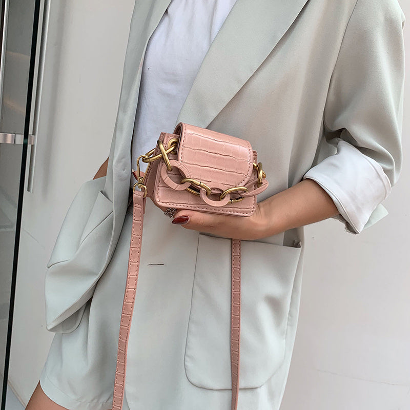 Chain Reaction Cross Body Bag