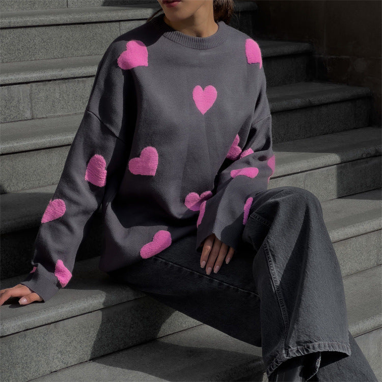 Loves Me Pullover
