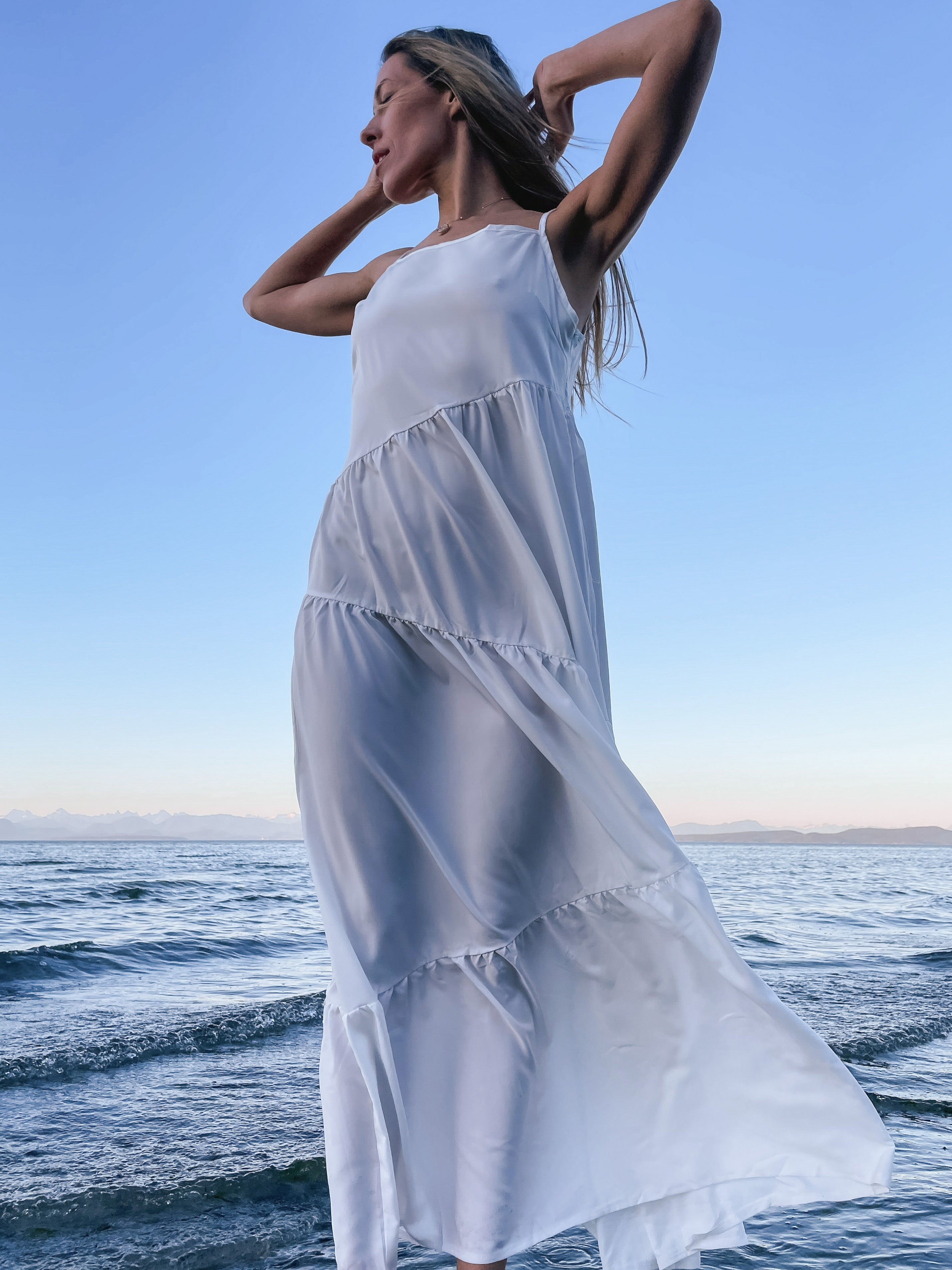 Waterfall Maxi