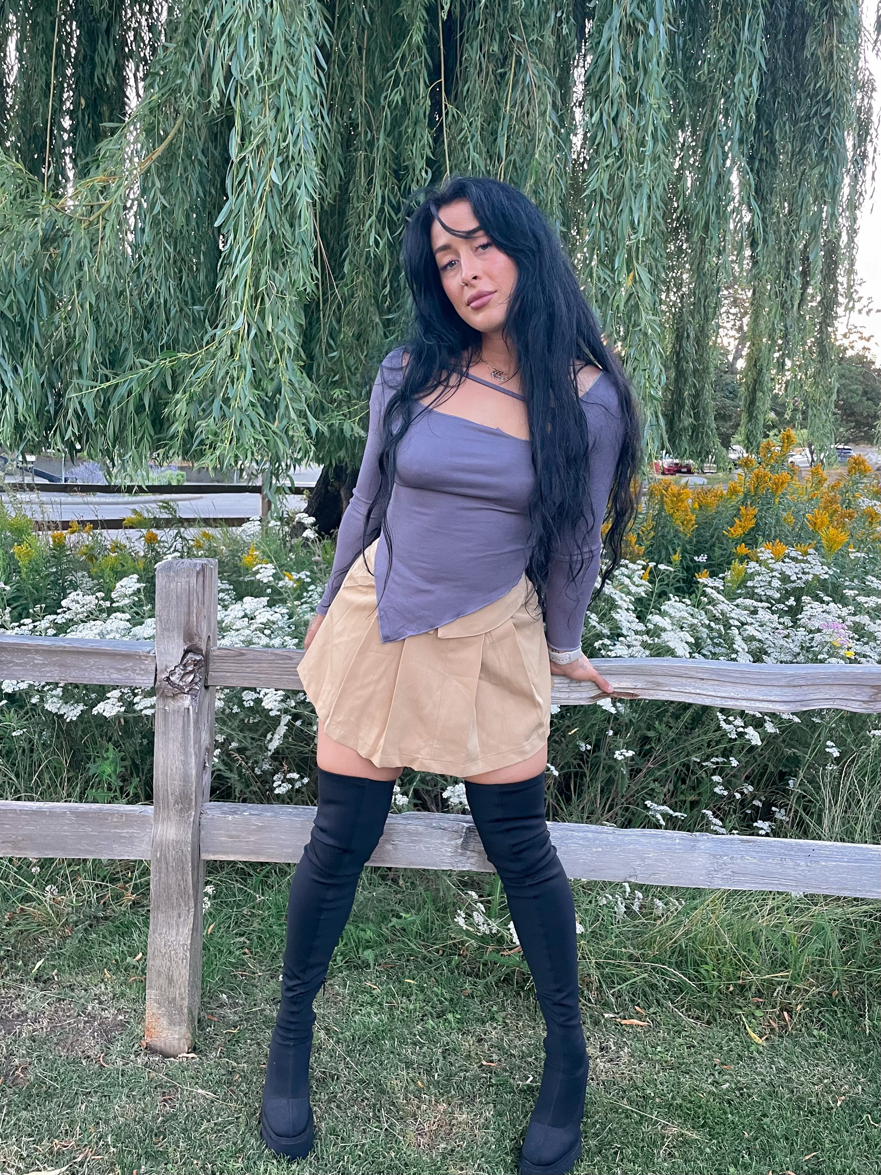 Serena V Pleated Skirt